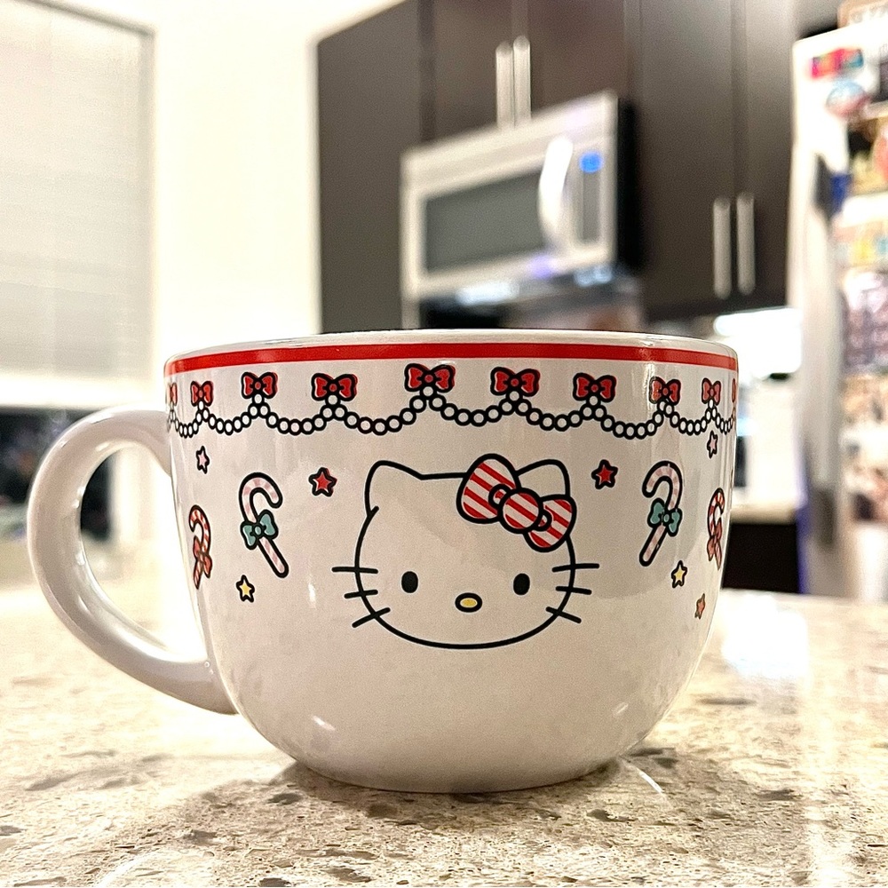 Hello Kitty Christmas Mug
